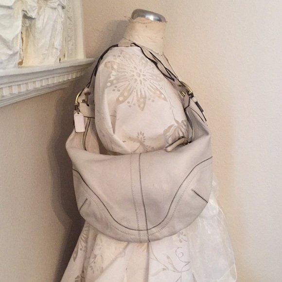 Coach Handbags - Coach Purse